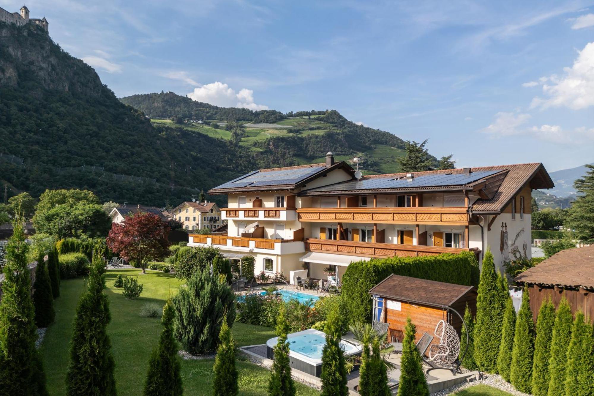 Hotel Bischofhof - Bistro Jasmin Chiusa Esterno foto